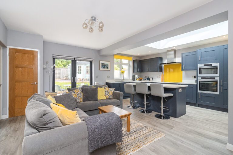 Open plan living room-kitchen-diner